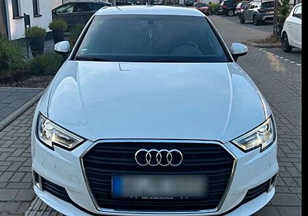 Audi A3 1.0 TFSI Limousine sport