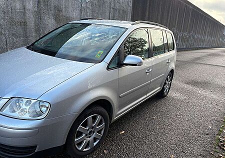 VW Touran Volkswagen 2.0 TDI