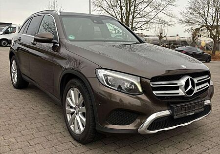 Mercedes-Benz GLC 220 GLC220d 4Matic Exclusive *AHK*PANO*NAVI*KAMERA*