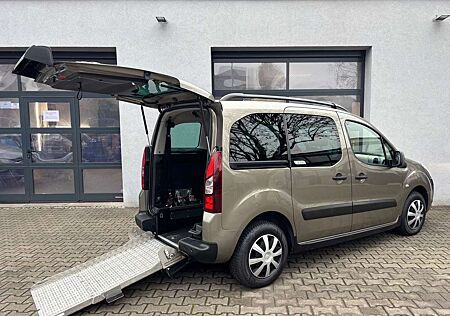 Citroën Berlingo Citroen XTR Behindertengerecht Rollstuhlrampe 3+Rolli