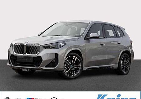 BMW iX1 xDrive30 M Sportpaket/Innovation/AHK/H&K/