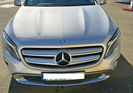 Mercedes-Benz GLA 180 Urban