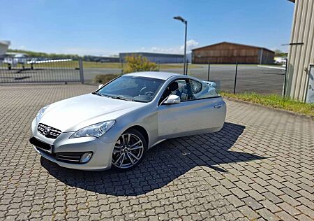 Hyundai Genesis Coupe Genesis Coupe 3.8 V6 Automatik