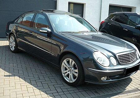 Mercedes-Benz E 320 E-Klasse Avantgarde Automatik Leder Xenon Sitzheiz
