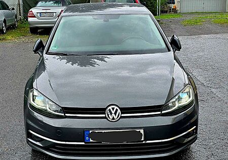 VW Golf Volkswagen 1.4 TSI STANDHEIZUNG*ACC*XENON*APP*MFL*