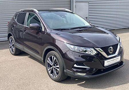 Nissan Qashqai 1.3 DIG-T Zama Panoramadach, Navi, Kamer