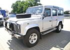 Land Rover Defender Station Wagon