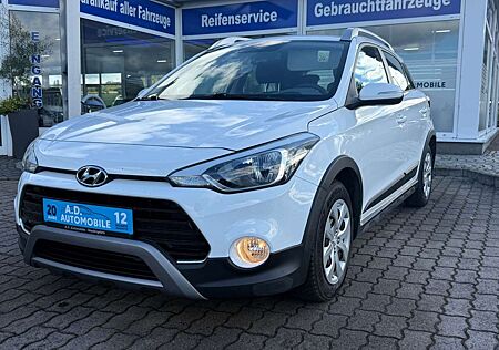 Hyundai i20 Active blue Classic