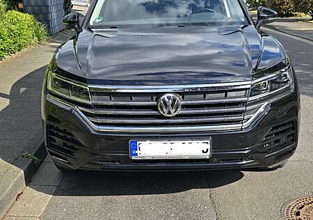 VW Touareg Volkswagen Basis 4Motion