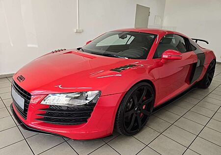 Audi R8 Coupe 4.2 FSI qu Keramik Carbon GT-Look