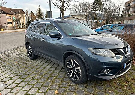 Nissan X-Trail Diesel 7 Sitze//Automatik/Pano/Leder/360