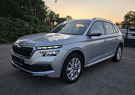 Skoda Kamiq 1.6 TDI Style LED Digitales Tacho Navigation Klima