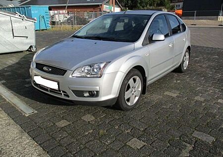 Ford Focus 1.6 16V Style