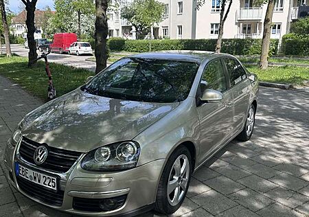 VW Jetta Volkswagen 1.9 TDI DSG DPF United