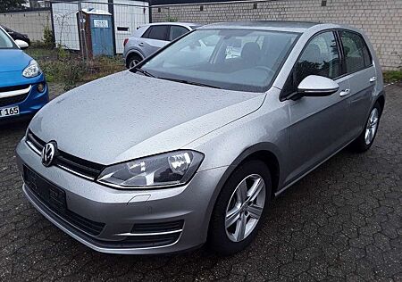 VW Golf Volkswagen Comfortline BMT 5 Türer * NAVI *Zahnriemen NEU