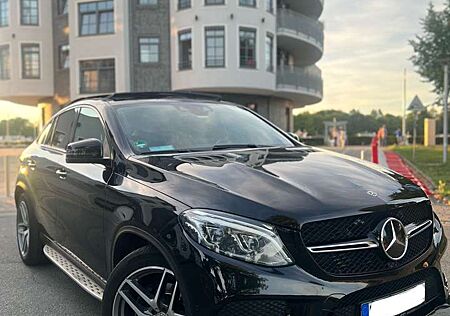 Mercedes-Benz GLE 350 d Coupe 4MATIC / AMG-LINE / NIGHT PAKET / PANORAMA