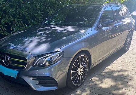 Mercedes-Benz E 220 d T Dynamic Select AMG Line