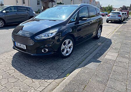 Ford S-Max 2.0 TDCi Aut. 7 Sitzer