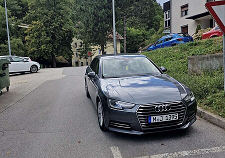 Audi A4 2.0 TDI S tronic