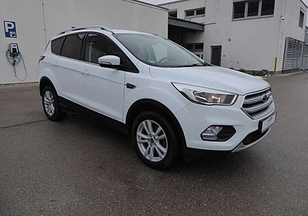 Ford Kuga 1.5 EcoBoost 2x4 Trend