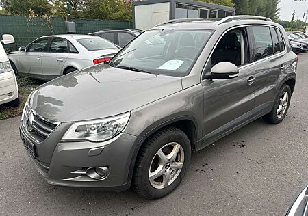 VW Tiguan Volkswagen 4x4 2,0 TDI 170 PS VOLLAUSSTATUNG EURO 5