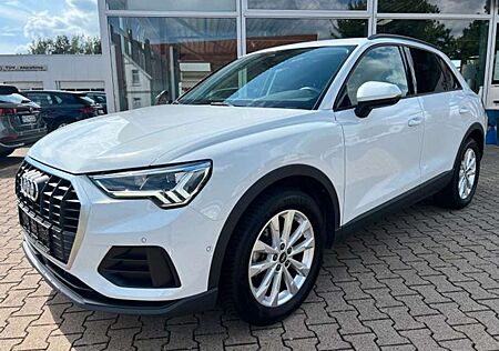 Audi Q3 35 TFSI LED NAVI E-KLAPPE GRA GJR SHZ PDC APP 35