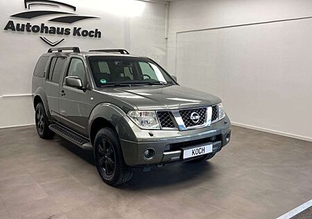 Nissan Pathfinder 2.5 dCi 7x SITZER! ** TADELLOS **