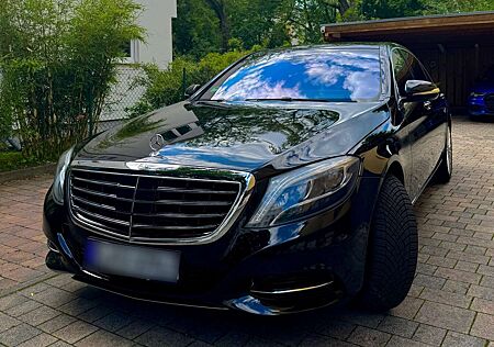 Mercedes-Benz S 350 S-Klasse Diesel (BlueTEC) d L 4Matic 7G-TRONIC