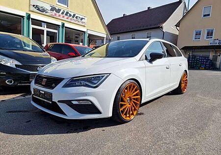 Seat Leon ST 2.0TDI DSG FR LED+NAVI+PANO+AHK+19"