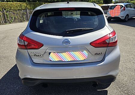 Nissan Pulsar Acenta