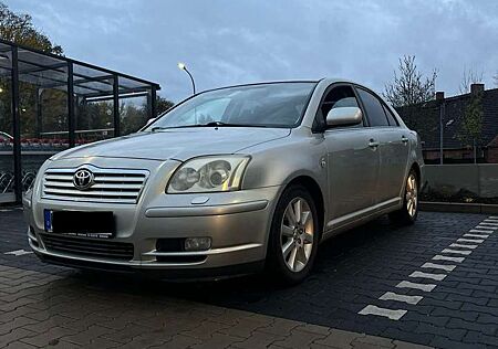 Toyota Avensis 1.8 VVT-i Sol