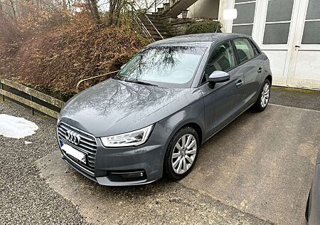 Audi A1 1.4 TDI (ultra) Sportback S tronic design