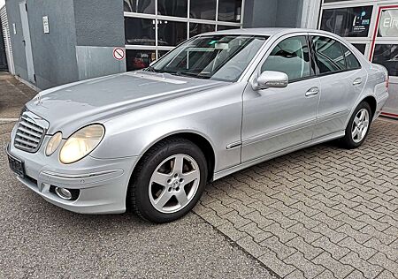 Mercedes-Benz E 220 CDI Vollledersitze NAVI Sitzheizung ALU