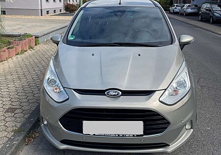 Ford B-Max 1.0 EcoBoost Titanium