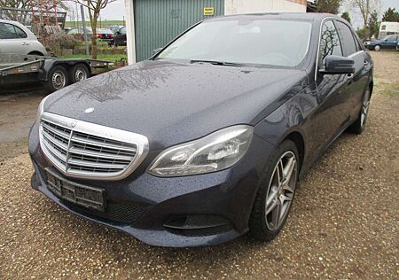 Mercedes-Benz E 220 BlueTec-Automatik-Euro-6-AMG F*