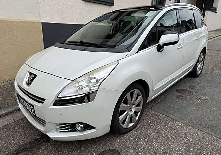 Peugeot 5008 e-HDI FAP 110 EGS6 Stop&Start Allure