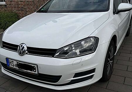 VW Golf Volkswagen 1.2 TSI BlueMotion Technology Trendline