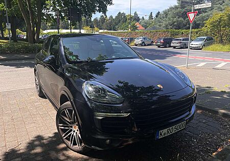 Porsche Cayenne S Diesel Platinum Edition
