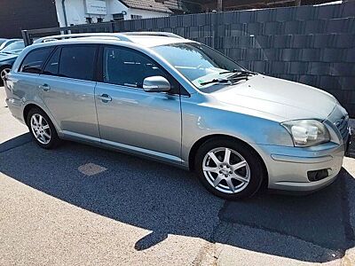 Toyota Avensis Combi Travel -Leder- Inspektion neu