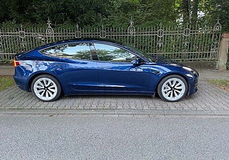 Tesla Model 3 Langstreckenbatt. Allradantrieb Dual Motor