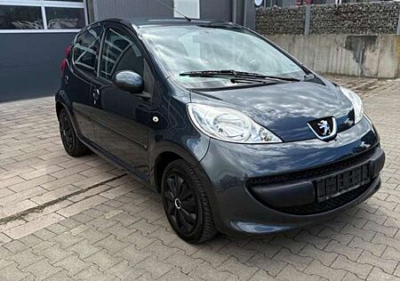 Peugeot 107 70 Filou