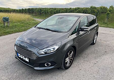 Ford S-Max +Diesel+2.0+TDCi+Titanium