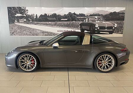Porsche 991 Targa 4 GTS - Exklusive Manufaktur Edition