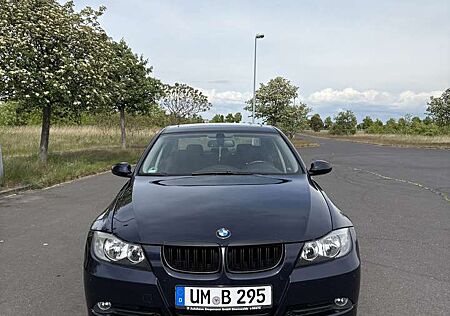 BMW 320i 320