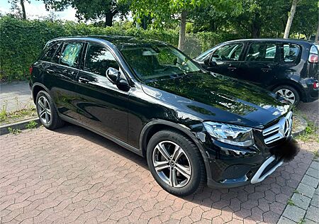 Mercedes-Benz GLC 220 d 4Matic 9G-TRONIC