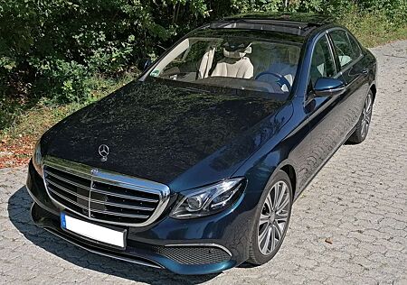 Mercedes-Benz E 350 d 9G-Tronic EXKLUSIVE AMG EINMALIG!