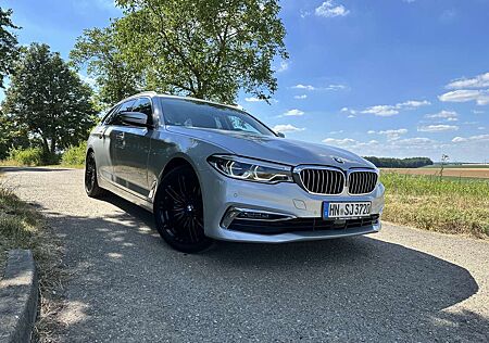 BMW 520d 520 xDrive Touring Aut. Luxury Line - Neuer Motor