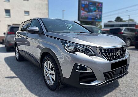 Peugeot 5008 1,2 PureTech ALU NAVI 7-Sitzer - ZR neu