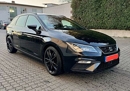 Seat Leon FR Black Matt Edition