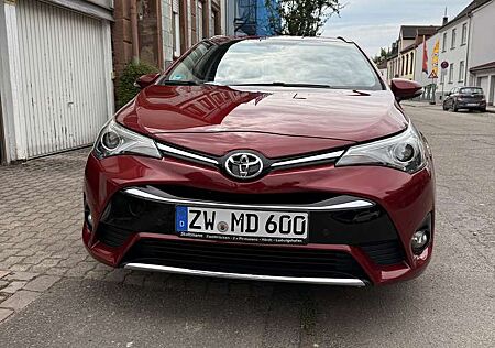 Toyota Avensis Touring Sports 1.8 Comfort